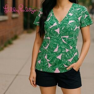 Lilly Pulitzer Etta V-Neck Top Conch Shell Pink Lets Go Bananas - Size: Small